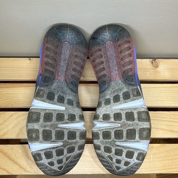 Size 4.5 Y- Nike Air Max 2090 SE 2 White/Bright Mango (DA2417 100) - Picture 5 of 5